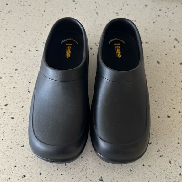 TredSafe Black Unisex Clogs Slip Resistant Size M8/W9 Non-Marking Slip-On Shoes - Picture 2 of 8